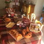 D'hotes A Bed & Breakfast
