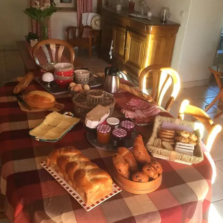 D'hotes A Bed & Breakfast
