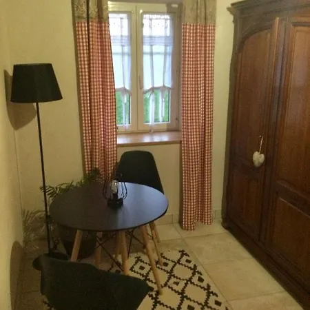 D'hotes A 3* Vallet
