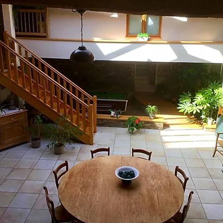 D'hotes A Bed & Breakfast Vallet