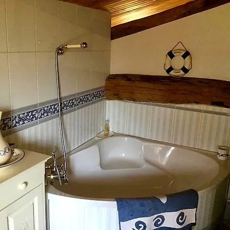 D'hotes A Bed & Breakfast Vallet