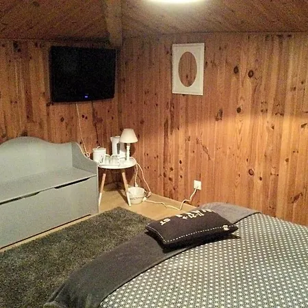 D'hotes A Bed & Breakfast Vallet